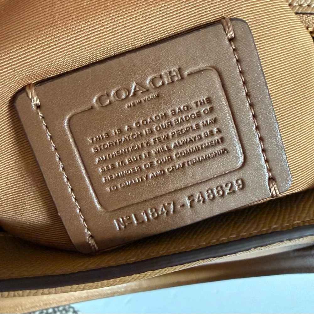 Coach Brown Leather  Structured Tote Bag Handbag Shoulder bag Women